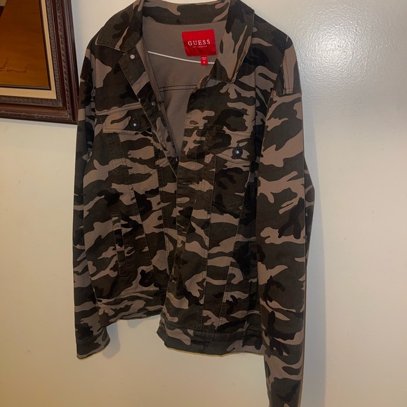 Guess Jean Jacket - Picture 5 of 6